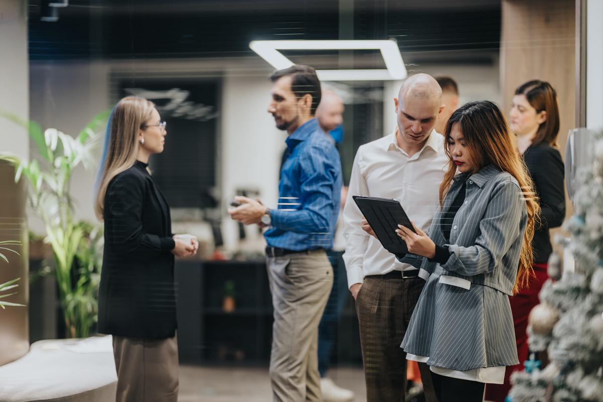 AI-powered unified communications network.